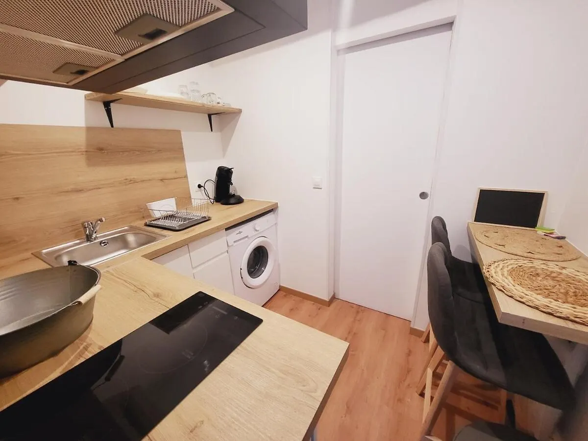 Mahe , Appartement Intramuros Avignon France
